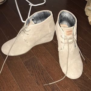 toms booties